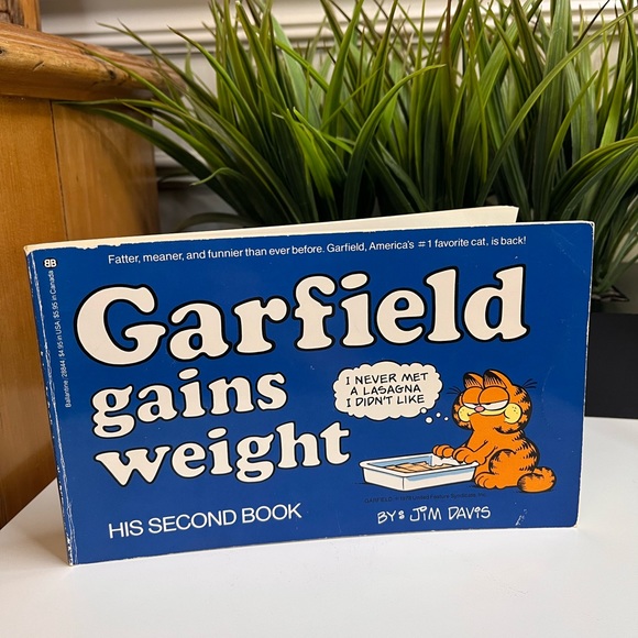 Vintage 1981 Garfield gains weight softcover book His Second Book Jim Davis - Picture 5 of 6